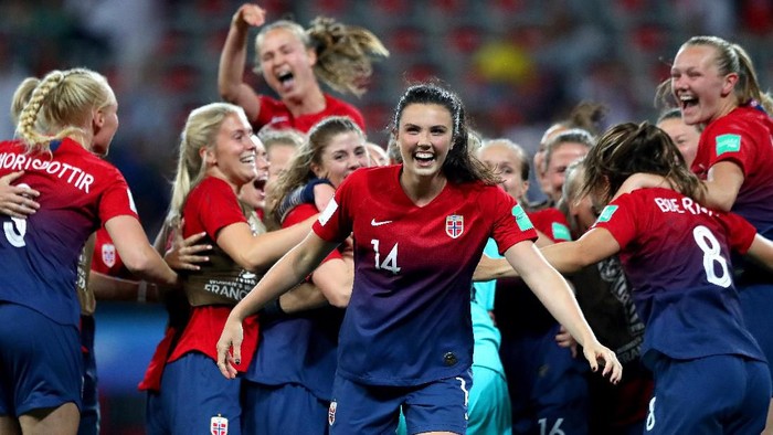 NICE, FRANCE - JUNE 22: Ingrid Syrstad Engen of Norway celebrates after scoring the winning penalty in the penalty shoot out during the 2019 FIFA Womens World Cup France Round Of 16 match between Norway and Australia at Stade de Nice on June 22, 2019 in Nice, France. (Photo by Martin Rose/Getty Images )