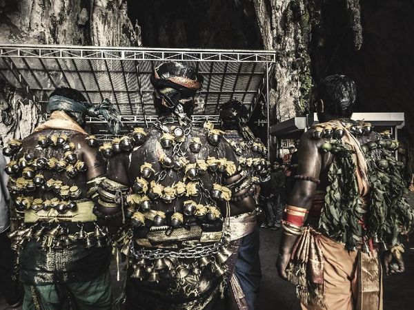Jangan Lihat Kalau Takut: Festival Cinta & Pengorbanan Diri