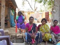 Desa Kecil di India yang Melarang Penduduknya Pakai Sepatu