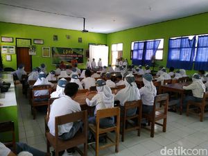 10 SMAN di Ponorogo Gagal Penuhi Pagu dalam PPDB 2019 10 SMAN di Ponorogo Gagal Penuhi Pagu dalam PPDB 2019