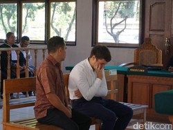 Andrei Zhetkov Penyelundup Orang Utan Dituntut 6 Bulan