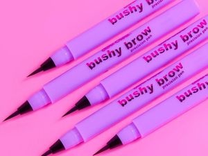 5 Produk Alis Bentuk Pulpen untuk Hasil Riasan Seperti Disulam