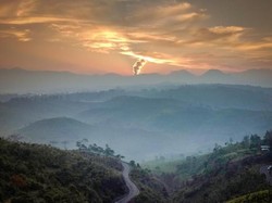 Foto Pagi yang Dahsyat di Pangalengan, Bandung