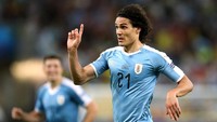 Membuat rata-rata 3,8 tembakan per laga, Edinson Cavani punya koleksi dua gol di sepanjang Copa America 2019.  (REUTERS/Ricardo Moraes)