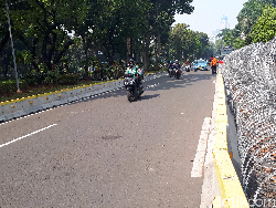 Sempat Ditutup, Jalan Medan Merdeka Barat di Depan MK Kembali Dibuka