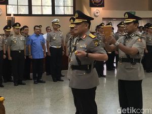 Kapolri Pimpin Upacara Sertijab Kapolda Sumsel Kapolri Pimpin Upacara Sertijab Kapolda Sumsel