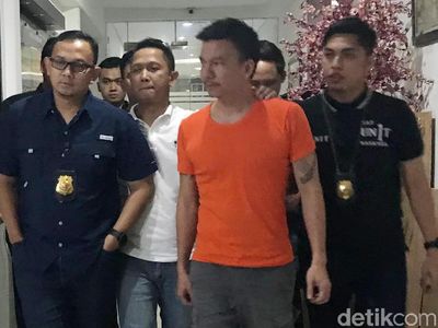 Ditangkap Polisi, Ini Penampakan Jerry Aurum di Polres
