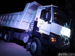 Truk Baru Renault Bisa Minum Biodiesel B30
