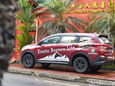 Daihatsu Terios Curi Perhatian Warga Kuching Malaysia