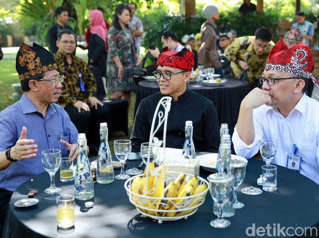 Bertemu Bupati Anas, Dubes Rusia akan Promosikan Banyuwangi ke Moskow Bertemu Bupati Anas, Dubes Rusia akan Promosikan Banyuwangi ke Moskow