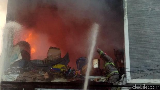 Toko Kembang Api Terbakar di Cianjur, 1 Orang Tewas Terpanggang