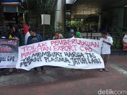 Gelar Demo, Petani Minta Luhut Cabut Pungutan Ekspor Sawit