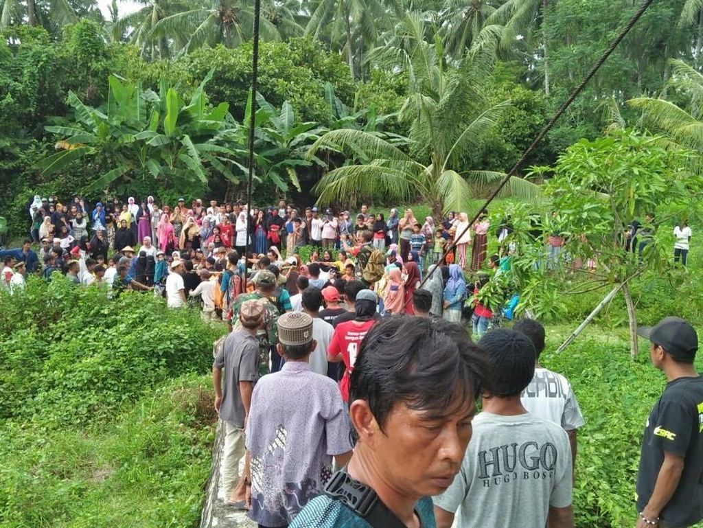 Ayah-Anak Digorok Ali Kalora cs, Warga Parigi Ketakutan Ayah-Anak Digorok Ali Kalora cs, Warga Parigi Ketakutan