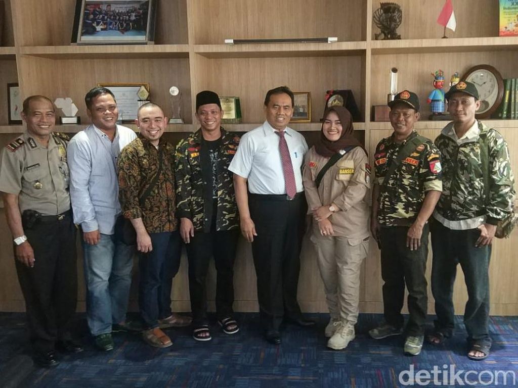 Protes Felix Siauw Ceramah di Balai Kota, Banser Diterima Sekda DKI Protes Felix Siauw Ceramah di Balai Kota, Banser Diterima Sekda DKI
