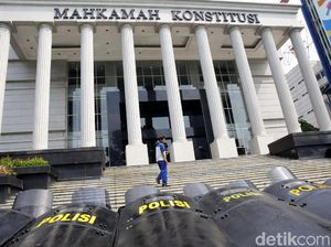 Dianggap Bikin Resah Medsos, UU ITE Digugat PNS ke MK Dianggap Bikin Resah Medsos, UU ITE Digugat PNS ke MK