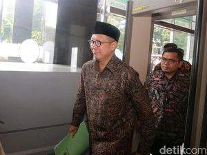 Menag Bantah soal Rp 10 Juta: Jangankan Terima, Sentuh Aja Tidak!