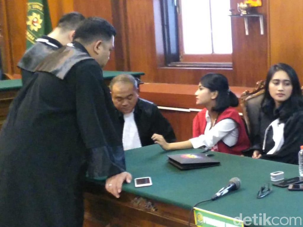 Akhir Kasus Vanessa Angel, 5 Bulan Penjara dan Segera Bebas Akhir Kasus Vanessa Angel, 5 Bulan Penjara dan Segera Bebas