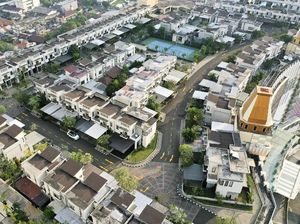 Foto Udara Penampakan Perumahan Viral di Atas Thamrin City