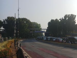 Jalan Medan Merdeka Barat Ditutup Satu Arah Pagi Ini