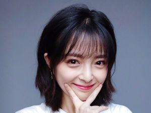 Deretan Selfie Bening Pakai Xiaomi Mi CC Deretan Selfie Bening Pakai Xiaomi Mi CC