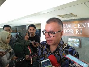 Waketum PAN Sesalkan Prabowo Tak Beri Selamat ke Jokowi saat Pidato Waketum PAN Sesalkan Prabowo Tak Beri Selamat ke Jokowi saat Pidato