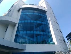 Kondisi Baby Sitter Vanessa Angel Stabil, Tak Ada Luka Parah-Tangan Diperban