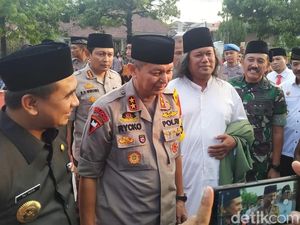 Jelang Putusan MK, Kapolda Imbau Warga Jateng Tak Perlu Ikut Aksi Jelang Putusan MK, Kapolda Imbau Warga Jateng Tak Perlu Ikut Aksi