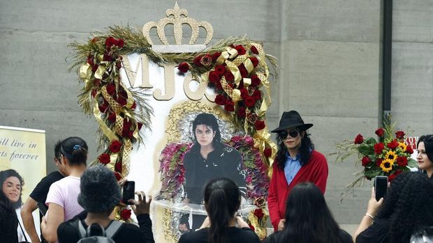 Peringatan 10 kematian Michael Jackson