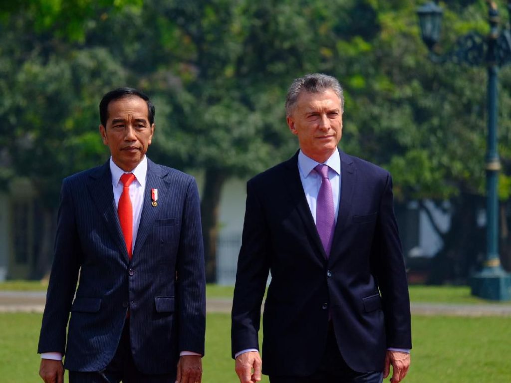 Bertemu Presiden Argentina, Jokowi Minta Pengurusan Visa WNI Dipermudah Bertemu Presiden Argentina, Jokowi Minta Pengurusan Visa WNI Dipermudah