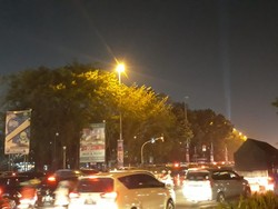 Sempat Macet 3 Jam, Jalan Benyamin Sueb Kemayoran Kini Ramai Lancar