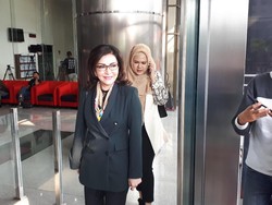 Bupati Minahasa Selatan Tebar Senyum Usai Diperiksa KPK Terkait Kasus Bowo Sidik