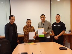 Perusahaan Pengembang Aplikasi Digital Wakafkan Sahamnya ke ACT