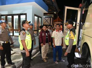 Jelang Putusan MK, Polres Lamongan Razia Kendaraan Menuju Jakarta