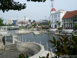 Di Monas Ada Sidang MK, Tamasya ke Kota Tua Jakarta Saja