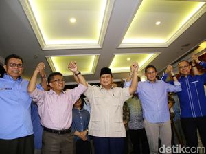 Akan Rapat dengan Parpol Koalisi, Prabowo Tiba di Kertanegara Akan Rapat dengan Parpol Koalisi, Prabowo Tiba di Kertanegara