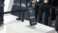 Penampakan Ponsel Oppo Berkamera Selfie di Bawah Layar