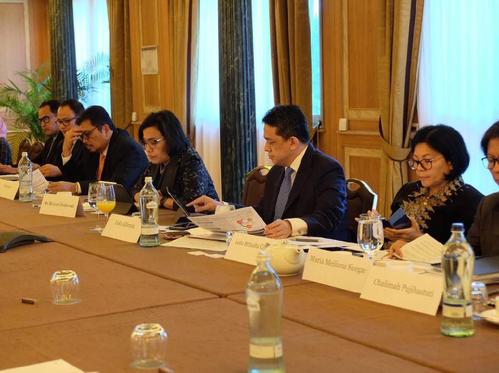 Sri Mulyani Bertemu Investor Italia, Bahas SUN hingga Ekonomi RI Sri Mulyani Bertemu Investor Italia, Bahas SUN hingga Ekonomi RI