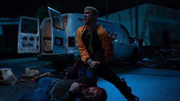 Ngeri! Jawara WWE Dave Bautista Dibanting Iko Uwais