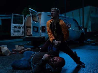 Ngeri! Jawara WWE Dave Bautista Dibanting Iko Uwais