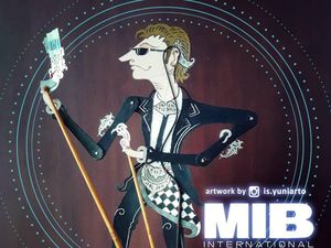 Ada Wayang Kulit Chris Hemsworth Men in Black Pakai Kain Jarik Poleng Ada Wayang Kulit Chris Hemsworth Men in Black Pakai Kain Jarik Poleng
