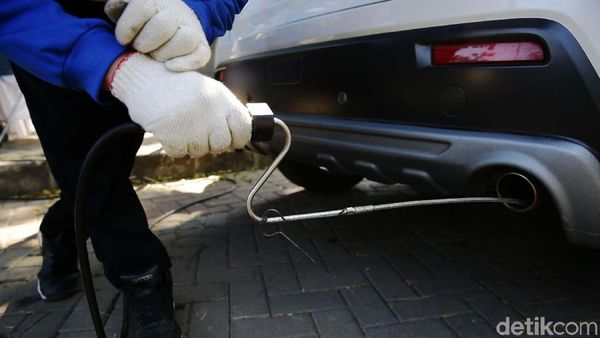 Cegah Polusi Udara, Yuk Uji Emisi Kendaraan Anda