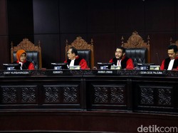 Video: MK Tolak Gugatan Prabowo-Sandi