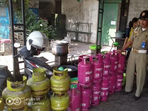 Sidak di Solo, Pertamina Minta LPG 3 Kg Hanya Untuk Warga Tak Mampu
