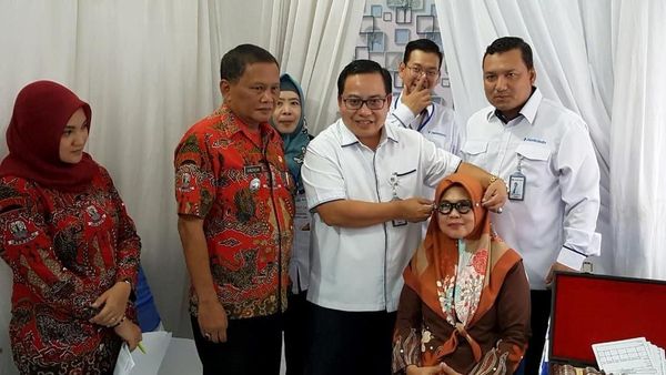 Pemeriksaan dan Pemberian Kacamata Gratis