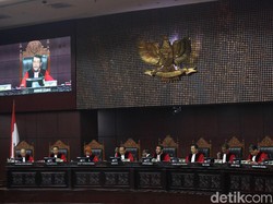 Saksi Caleg DPRD Majene Temukan Beda Suara, Hakim MK: Situng kan Dinamis