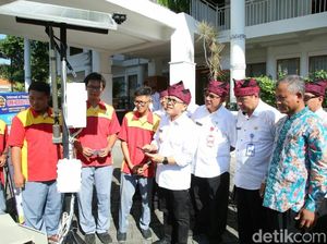 Banyuwangi Uji Coba Penyiram Lahan Pertanian Otomatis Karya Siswa SMK