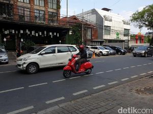 Begini Rasanya Kendarai Vespa GTS 150 yang Tembus Rp 58 Juta