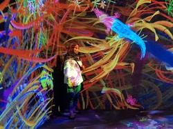 Di Pameran Seni Kelas Dunia, Epson Pamer Kecanggihan Proyektor