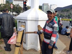 Cerita Pedagang Raup Untung Berlipat-lipat di Aksi Kawal MK