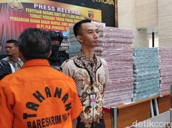 Polri Pamerkan Tumpukan Uang Rp 173 M dari Kasus Korupsi HSD
